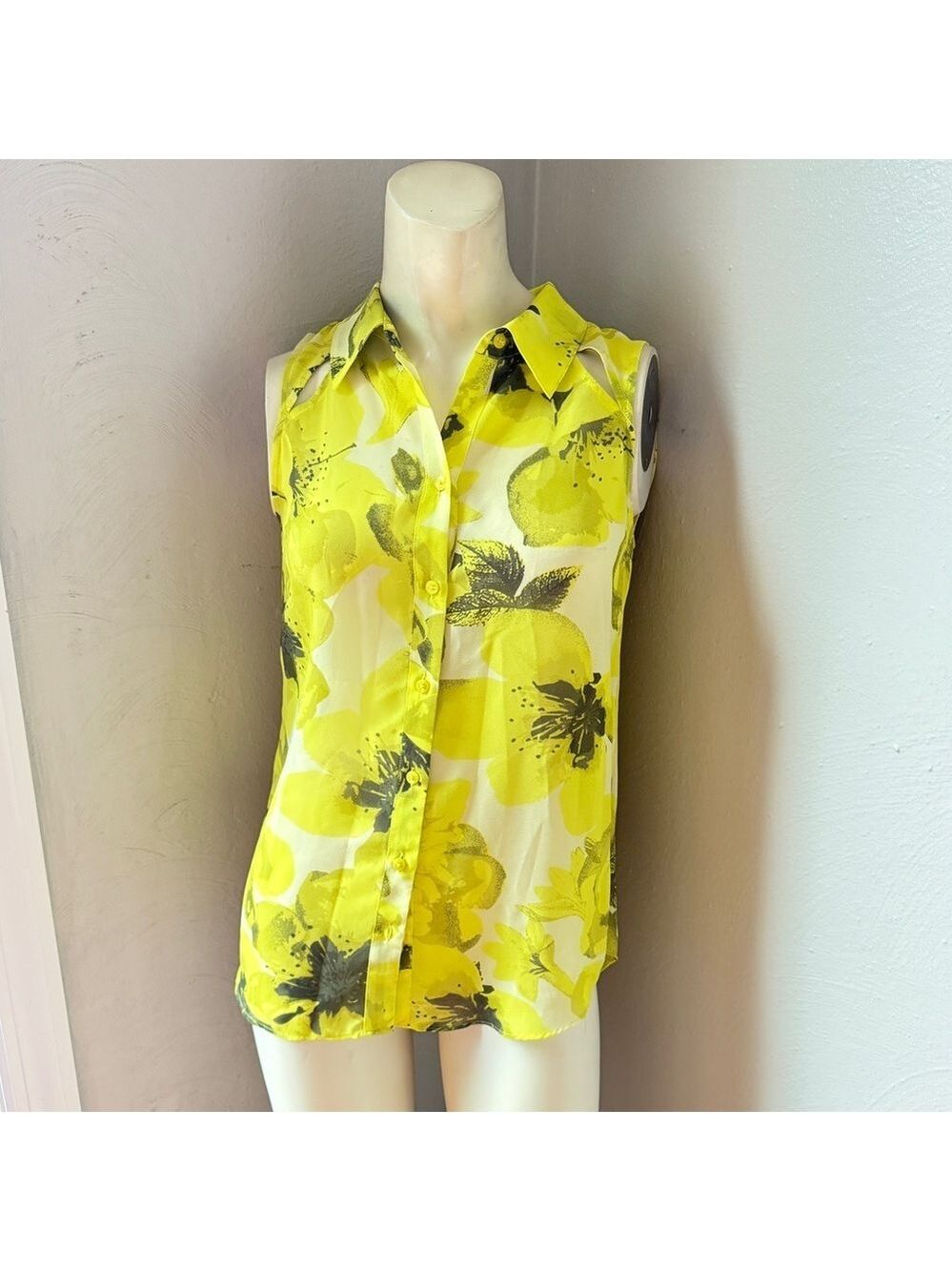 Gap sleeveless blouse size xs nwot